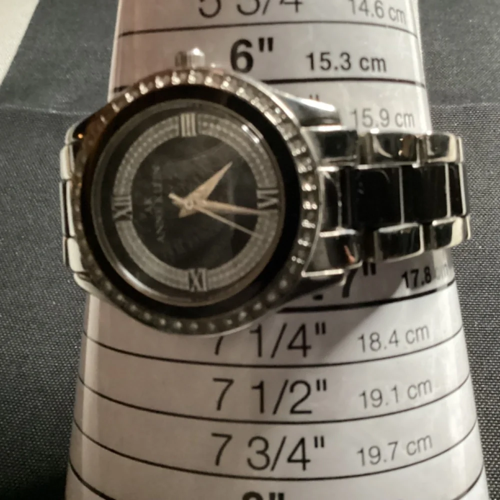 Anne Klein anne klein